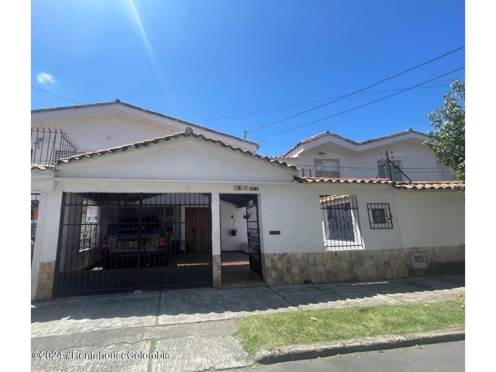 Casa en venta Cundinamarca Bogotá El Contador 235 m2 Habitaciones 4 Baños 6 Garajes 0 Precio $1400000000