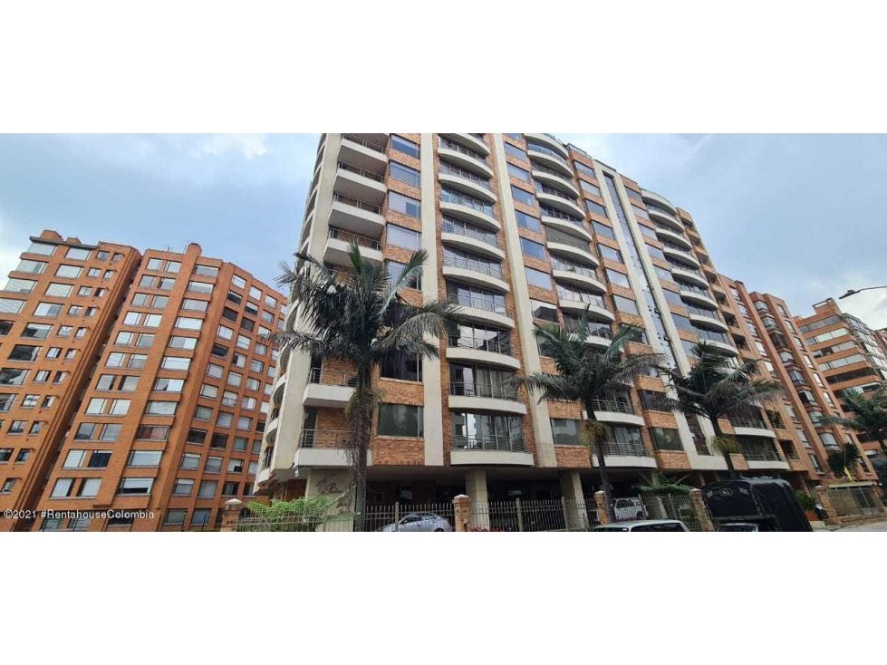 Apartamento en venta Cundinamarca Bogotá Santa Barbara Central 545 m2 Habitaciones 5 Baños 7 Garajes 6 Precio $4800000000