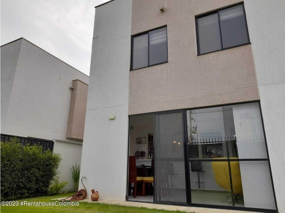 Casa en venta Valle Del Cauca Jamundí Jamundí 112 m2 Habitaciones 3 Baños 3 Garajes 2 Precio $530000000