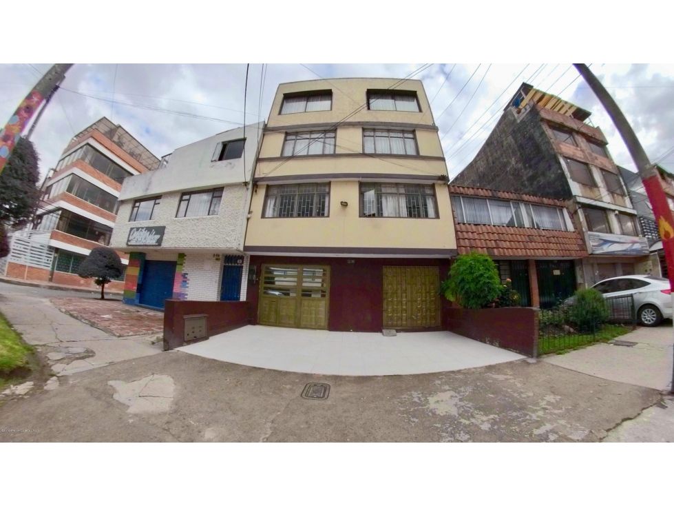 Casa en venta Cundinamarca Bogotá Colón 400 m2 Habitaciones 7 Baños 5 Garajes 1 Precio $1500000000