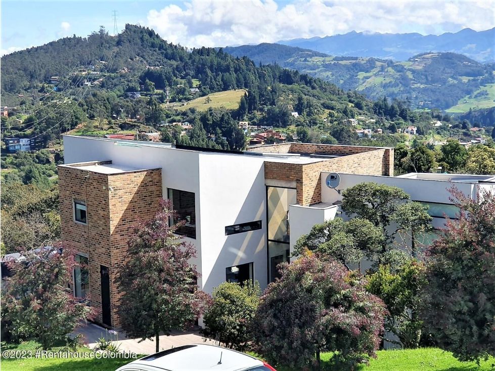 Casa en venta Cundinamarca La Calera La Calera 590 m2 Habitaciones 4 Baños 6 Garajes 5 Precio $3200000000