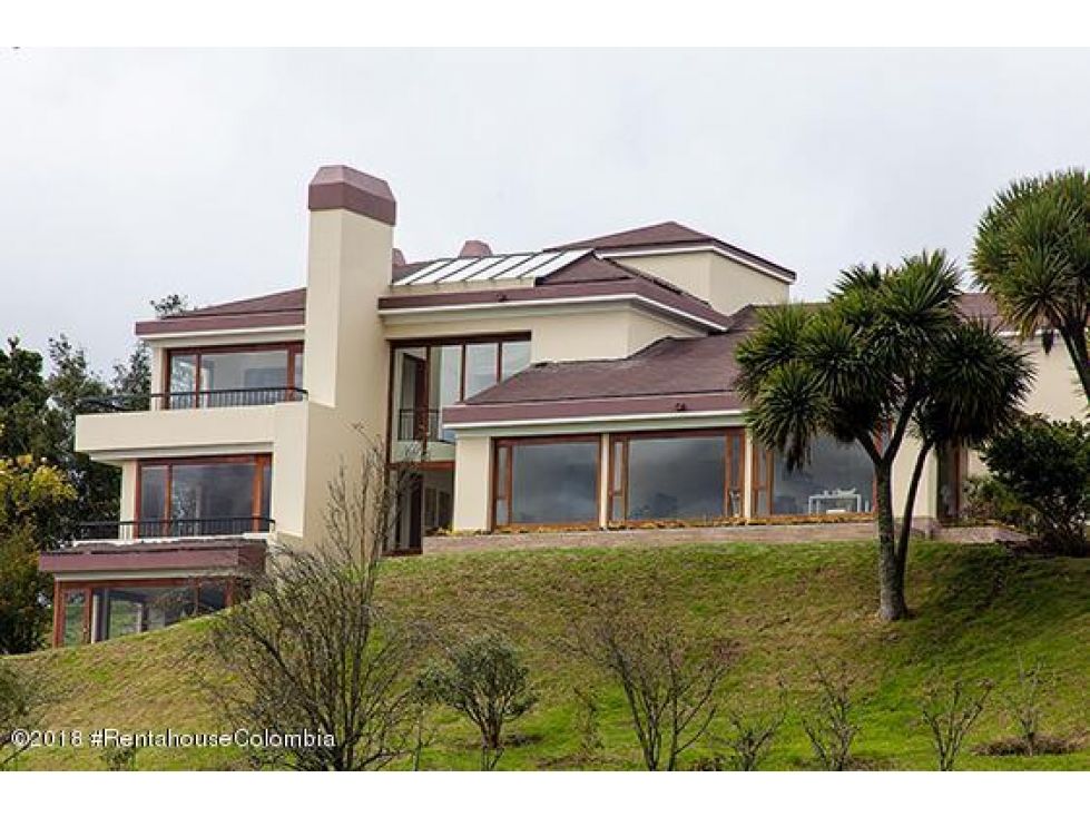 Casa en venta Cundinamarca Chía Chia 710 m2 Habitaciones 5 Baños 10 Garajes 20 Precio $3300000000