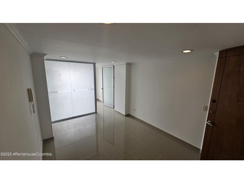 Oficina en arriendo Cundinamarca Bogotá Pasadena 24 m2 Habitaciones 0 Baños 2 Garajes 0 Precio $1720000