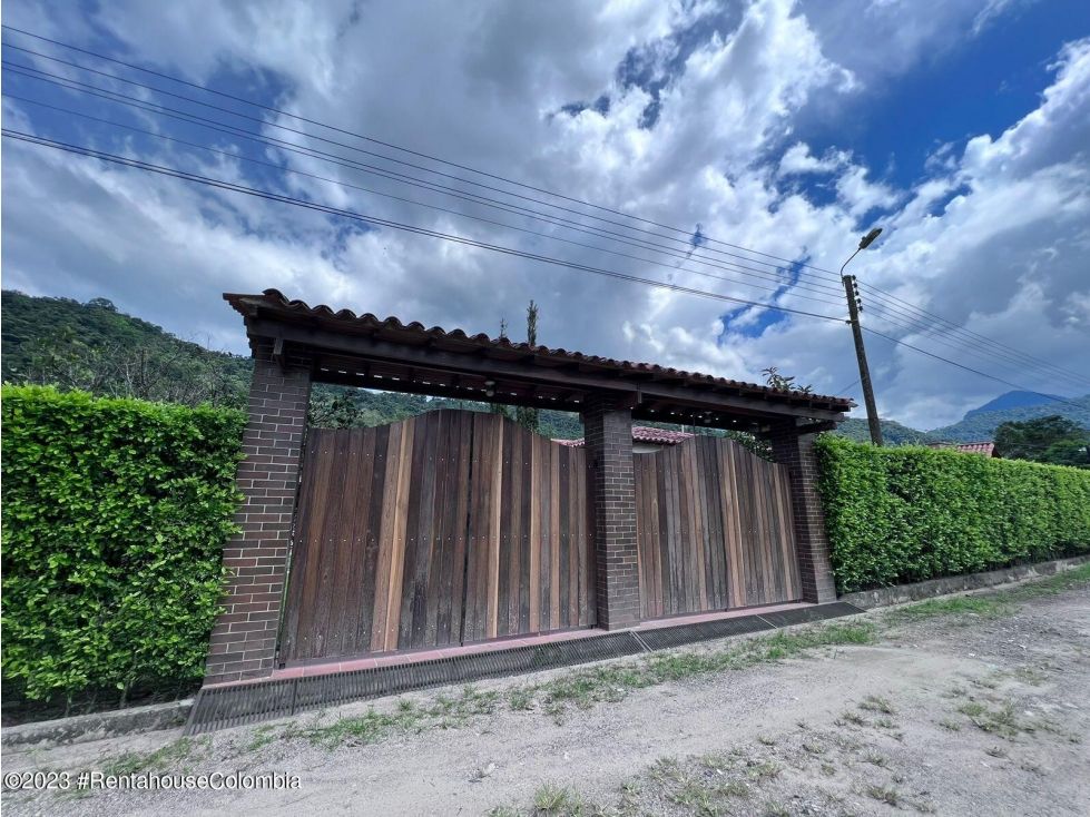 Casa en venta Norte De Santander Chinácota Chinácota 400 m2 Habitaciones 3 Baños 4 Garajes 4 Precio $750000000