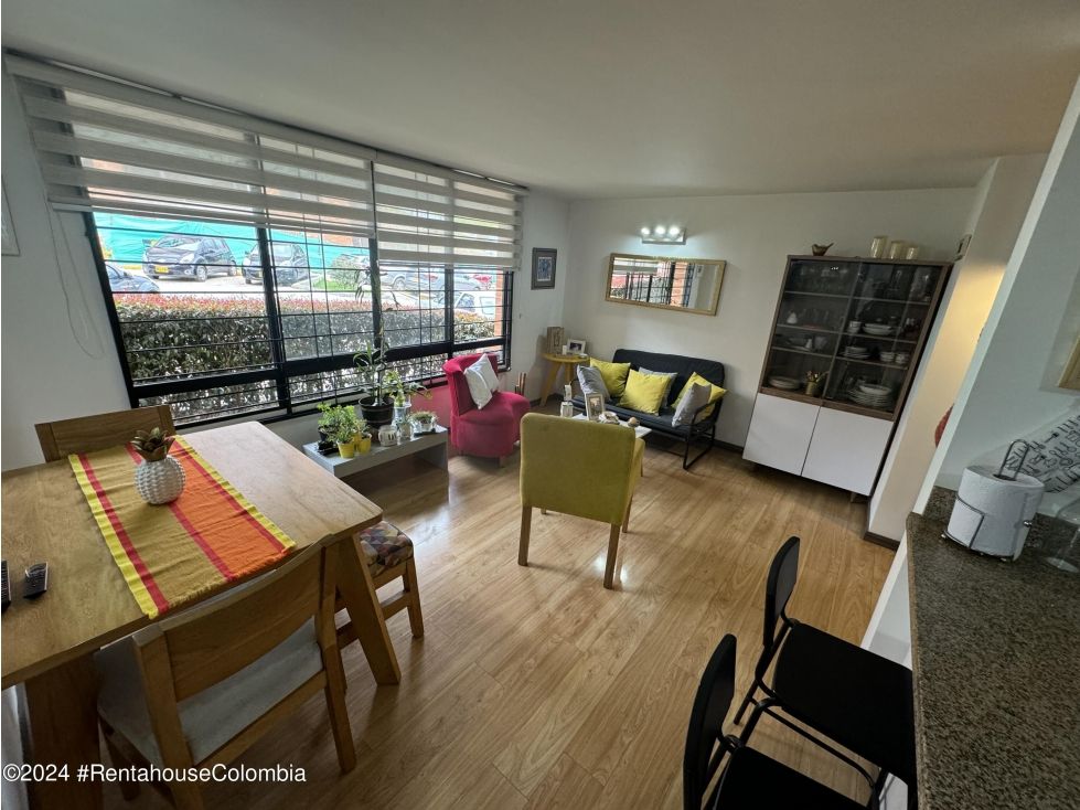 Apartamento en venta Cundinamarca La Calera Asd 65 m2 Habitaciones 3 Baños 2 Garajes 1 Precio $297000000