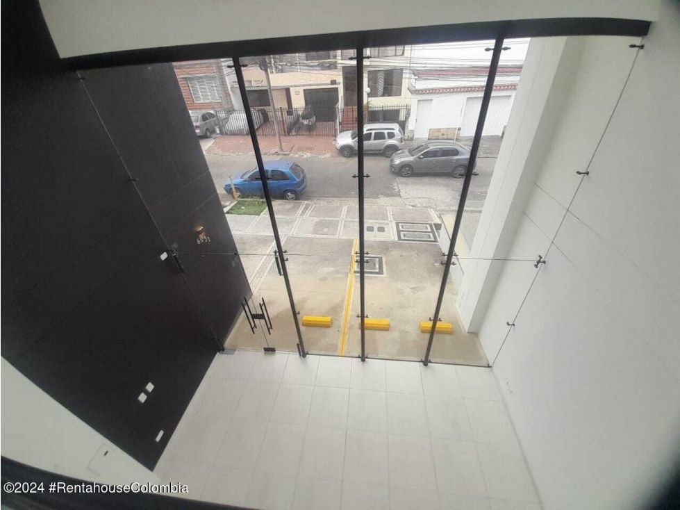 Local en venta Valle Del Cauca Cali Santa Mónica 163 m2 Habitaciones 0 Baños 4 Garajes 2 Precio $675000000