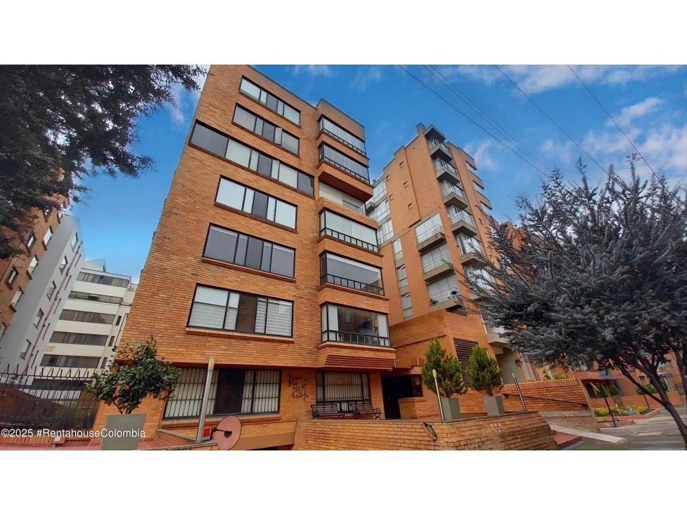 Apartamento en venta Cundinamarca Bogotá Ub Santa Coloma 100 m2 Habitaciones 3 Baños 2 Garajes 0 Precio $520000000