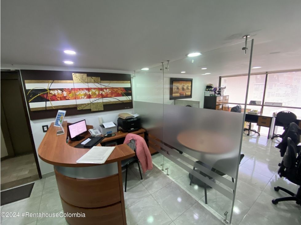 Oficina en venta Cundinamarca Bogotá Santa Barbara Oriental 71 m2 Habitaciones 0 Baños 1 Garajes 2 Precio $360000000