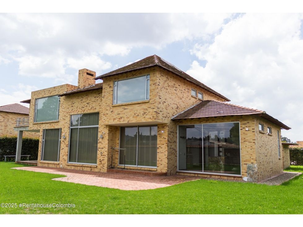 Casa en venta Cundinamarca Cajicá Cajica 335 m2 Habitaciones 5 Baños 5 Garajes 4 Precio $2300000000