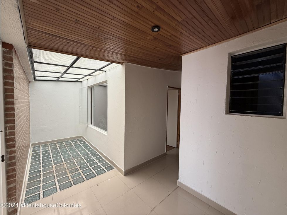 Apartamento en venta Cundinamarca Bogotá Los Monjes 90 m2 Habitaciones 1 Baños 1 Garajes 0 Precio $450000000