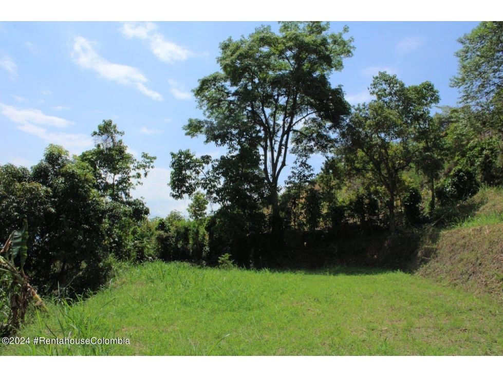 Lote en venta Cundinamarca La Mesa La Mesa 1100 m2 Habitaciones 0 Baños 0 Garajes 0 Precio $95000000