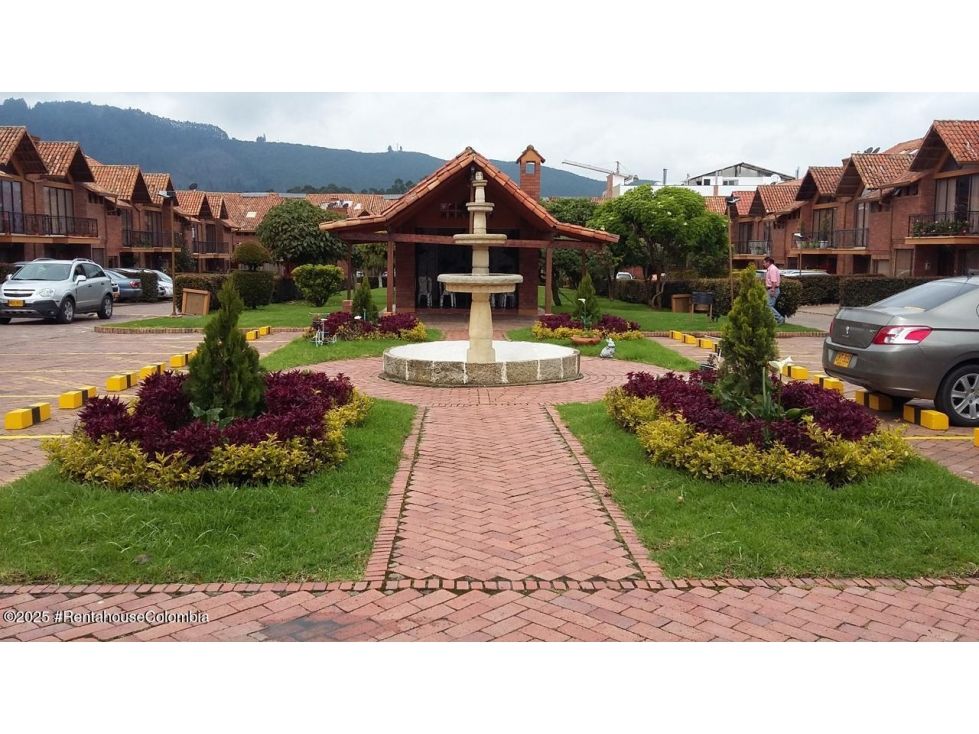 Casa en venta Cundinamarca Chía La Primavera 126 m2 Habitaciones 5 Baños 5 Garajes 3 Precio $750000000