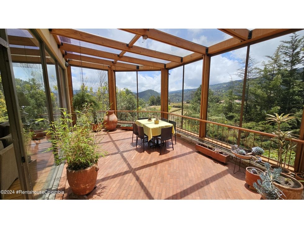 Casa en venta Cundinamarca La Calera La Calera 408 m2 Habitaciones 3 Baños 4 Garajes 0 Precio $1780000000