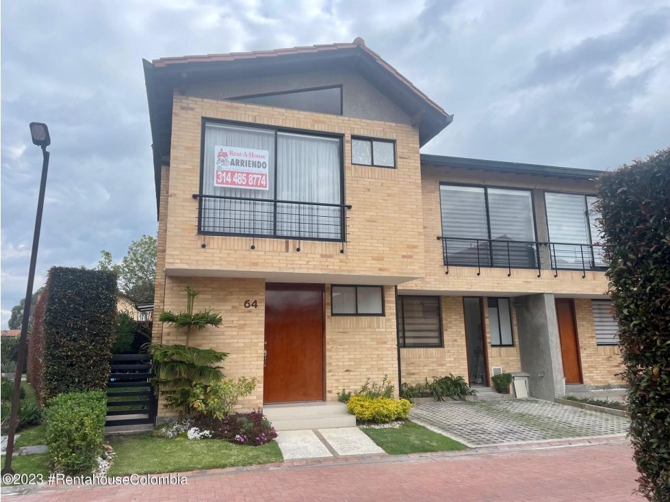 Casa en arriendo Cundinamarca Cajicá Cn Bambu 170 m2 Habitaciones 3 Baños 4 Garajes 2 Precio $7200000