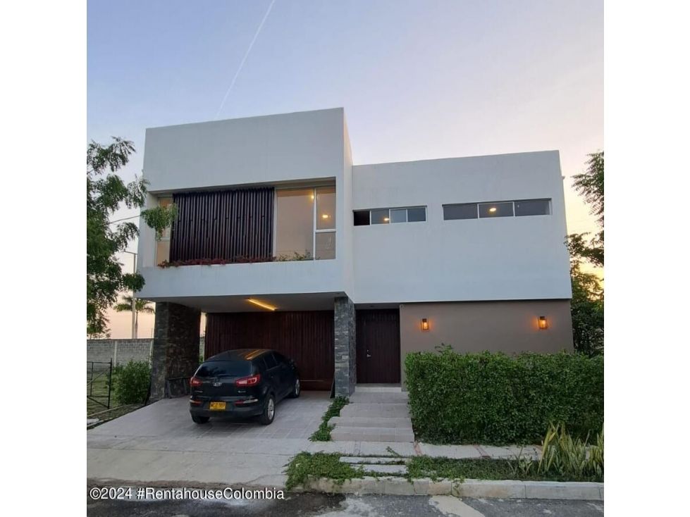 Casa en venta Atlántico Baranoa Baranoa 232 m2 Habitaciones 3 Baños 4 Garajes 2 Precio $659000000