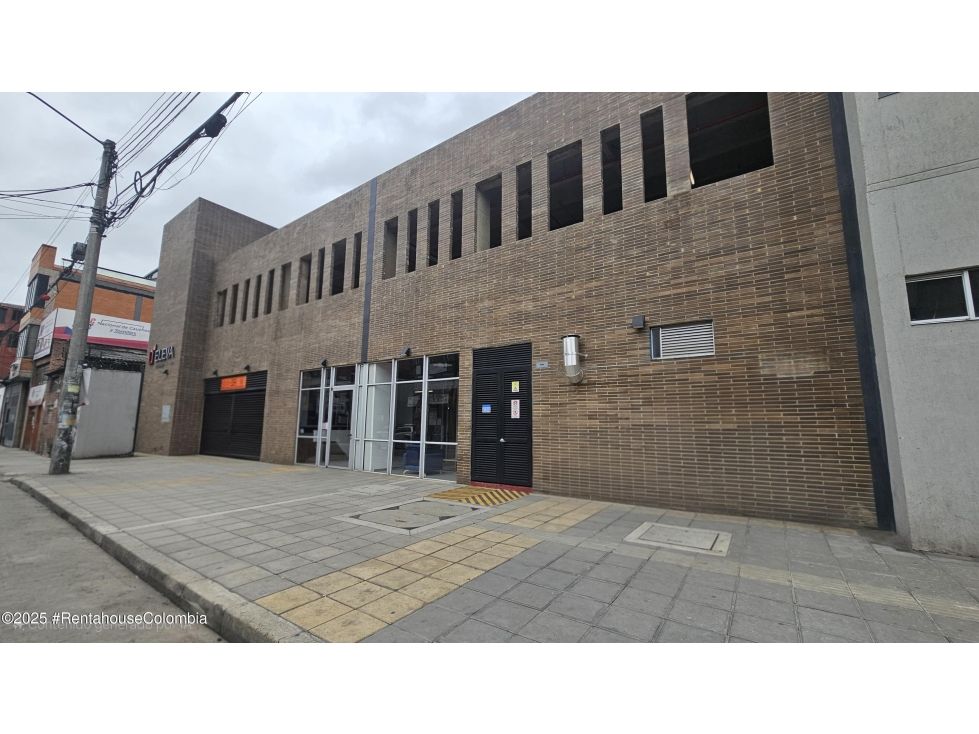 Apartamento en venta Cundinamarca Bogotá Ricaurte 30 m2 Habitaciones 2 Baños 1 Garajes 0 Precio $245000000