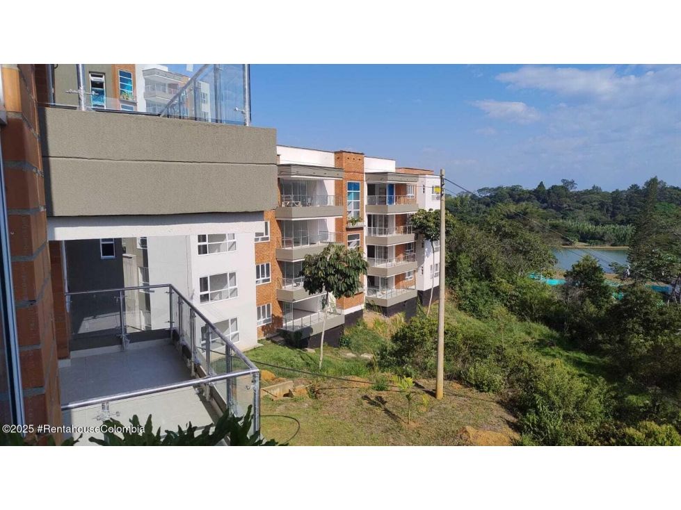 Apartamento en venta Valle Del Cauca Jamundí Jamundí 122 m2 Habitaciones 3 Baños 2 Garajes 2 Precio $649000000