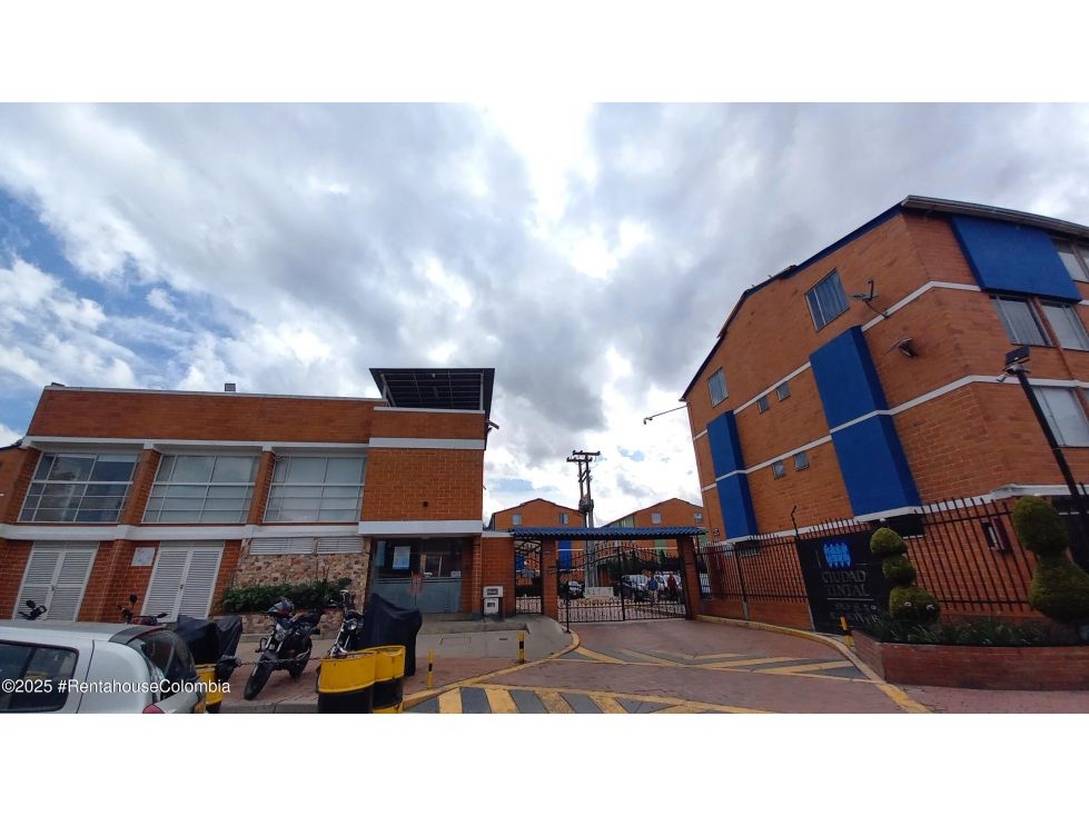 Casa en venta Cundinamarca Bogotá Cjr Ciudad Tintal I Sm 2 Slt 1 61 m2 Habitaciones 3 Baños 2 Garajes 0 Precio $220000000