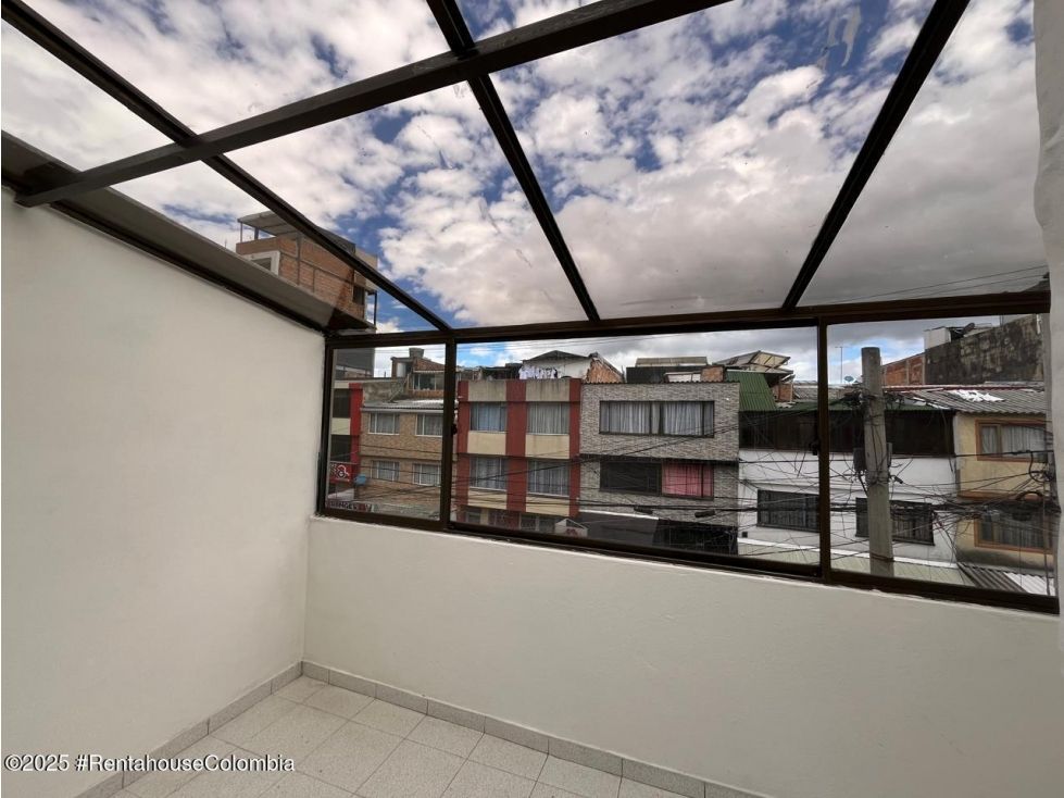 Apartamento en venta Cundinamarca Bogotá Millan 59 m2 Habitaciones 3 Baños 2 Garajes 0 Precio $350000000