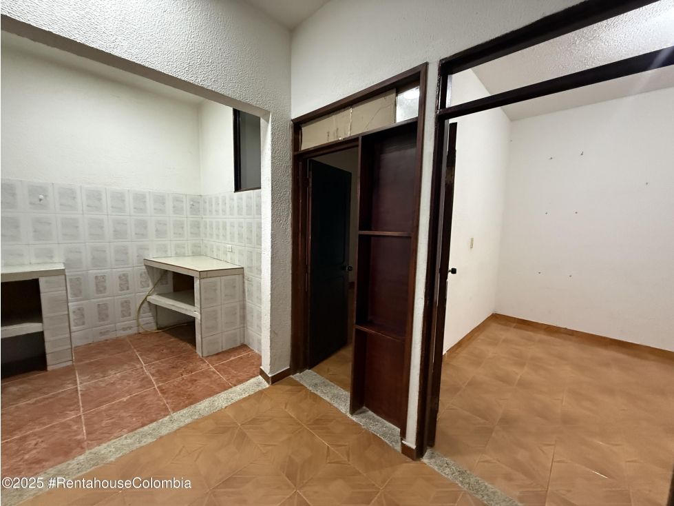 Apartamento en arriendo Cundinamarca Bogotá El Palmar 30 m2 Habitaciones 2 Baños 1 Garajes 0 Precio $710000