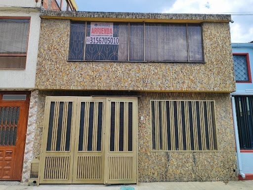 Casa en arriendo Cundinamarca Bogotá Villa Inés 150 m2 Habitaciones 4 Baños 3 Garajes 1 Precio $3200000