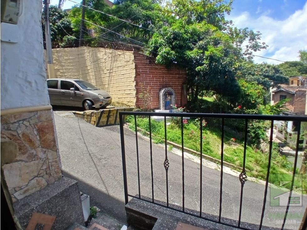 Apartamento en venta Antioquia Medellín Urbanizacion El Cortijo 32 m2 Habitaciones 1 Baños 1 Garajes 0 Precio $150000000