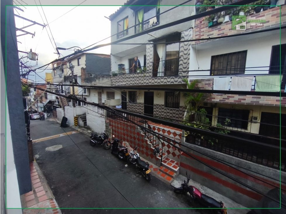 Apartamento en venta Antioquia Medellín Castilla 85 m2 Habitaciones 3 Baños 2 Garajes 0 Precio $280000000