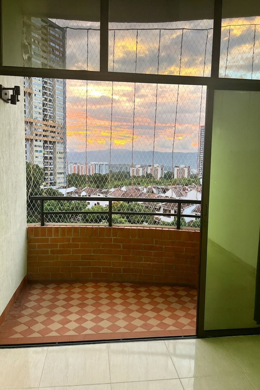 Apartamento en venta Santander Floridablanca Florida 160 m2 Habitaciones 4 Baños 2 Garajes 2 Precio $495000000