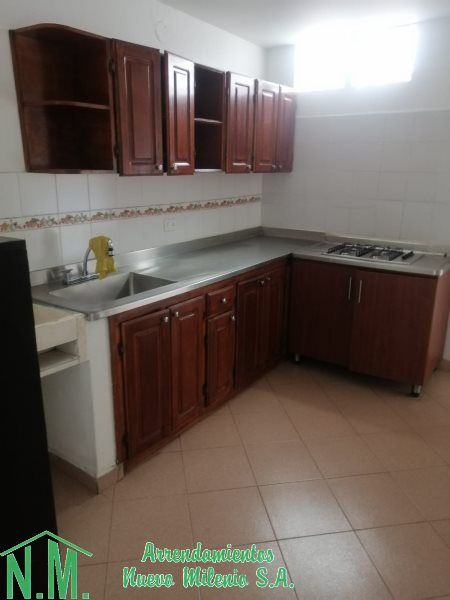 Apartamento en arriendo Antioquia Envigado Obrero 80 m2 Habitaciones 5 Baños 3 Garajes 0 Precio $2500000