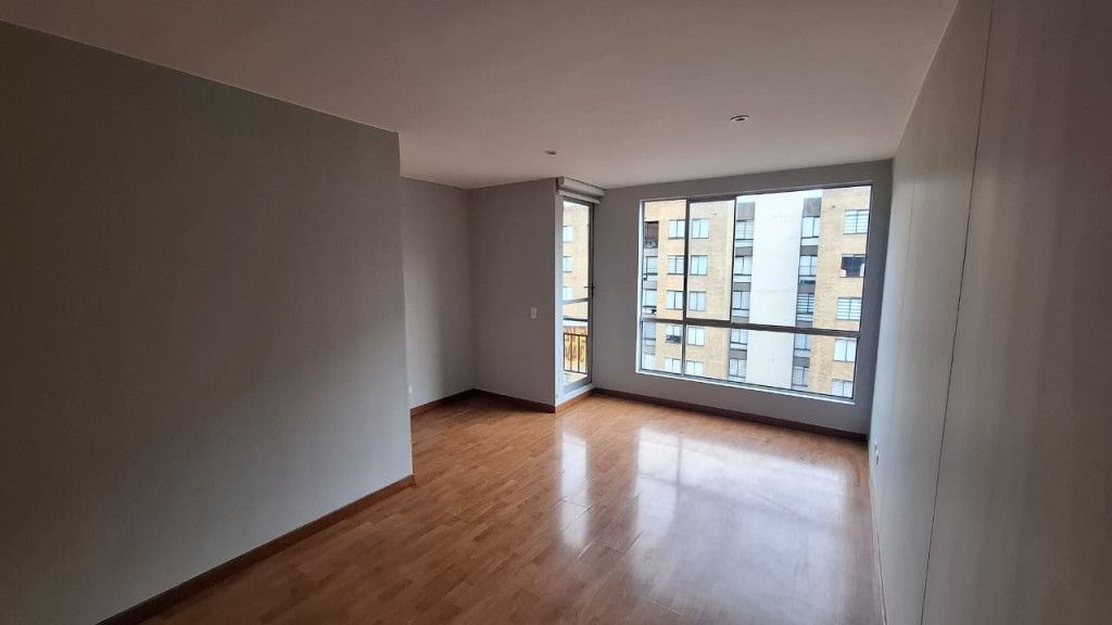 Apartamento en venta Cundinamarca Bogotá El Plan 70 m2 Habitaciones 3 Baños 2 Garajes 1 Precio $475000000