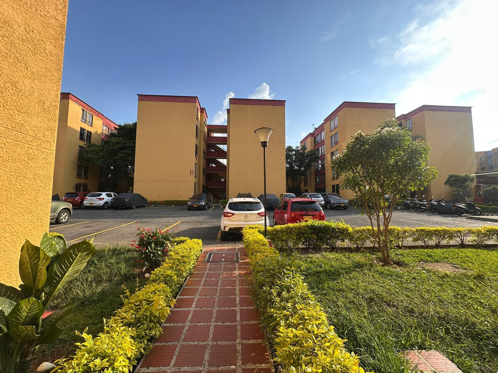 Apartamento en venta Valle Del Cauca Cali Horizontes 55 m2 Habitaciones 3 Baños 1 Garajes 1 Precio $169900000