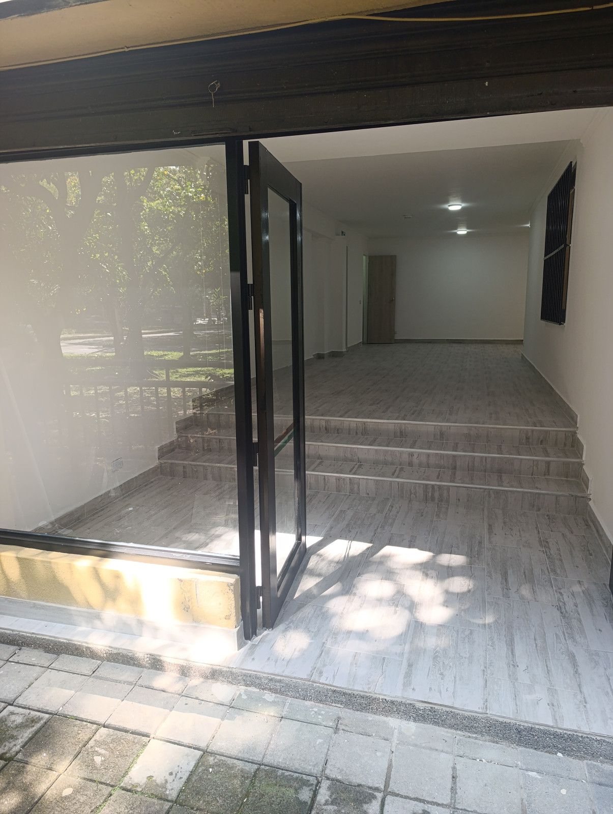 Local en arriendo Antioquia Medellín San Antonio De Prado 40 m2 Habitaciones 0 Baños 1 Garajes 0 Precio $2300000