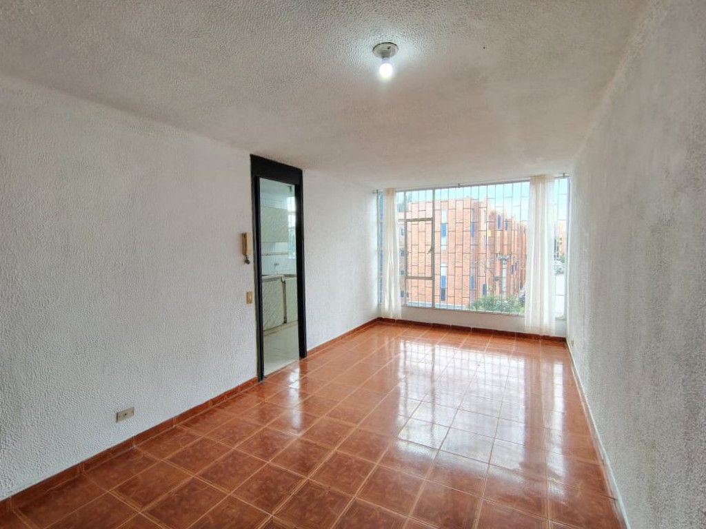 Apartamento en arriendo Cundinamarca Bogotá Ub El Cortijo 61 m2 Habitaciones 3 Baños 2 Garajes 1 Precio $1937000