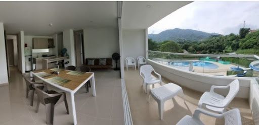 Apartamento en venta Antioquia Santafé De Antioquia Santafé De Antioquia 76 m2 Habitaciones 2 Baños 3 Garajes 1 Precio $450000000