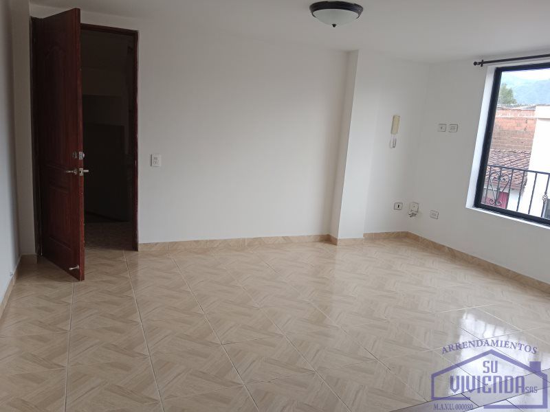 Apartamento en arriendo Antioquia Medellín Santa Fe 80 m2 Habitaciones 3 Baños 2 Garajes 0 Precio $2300000