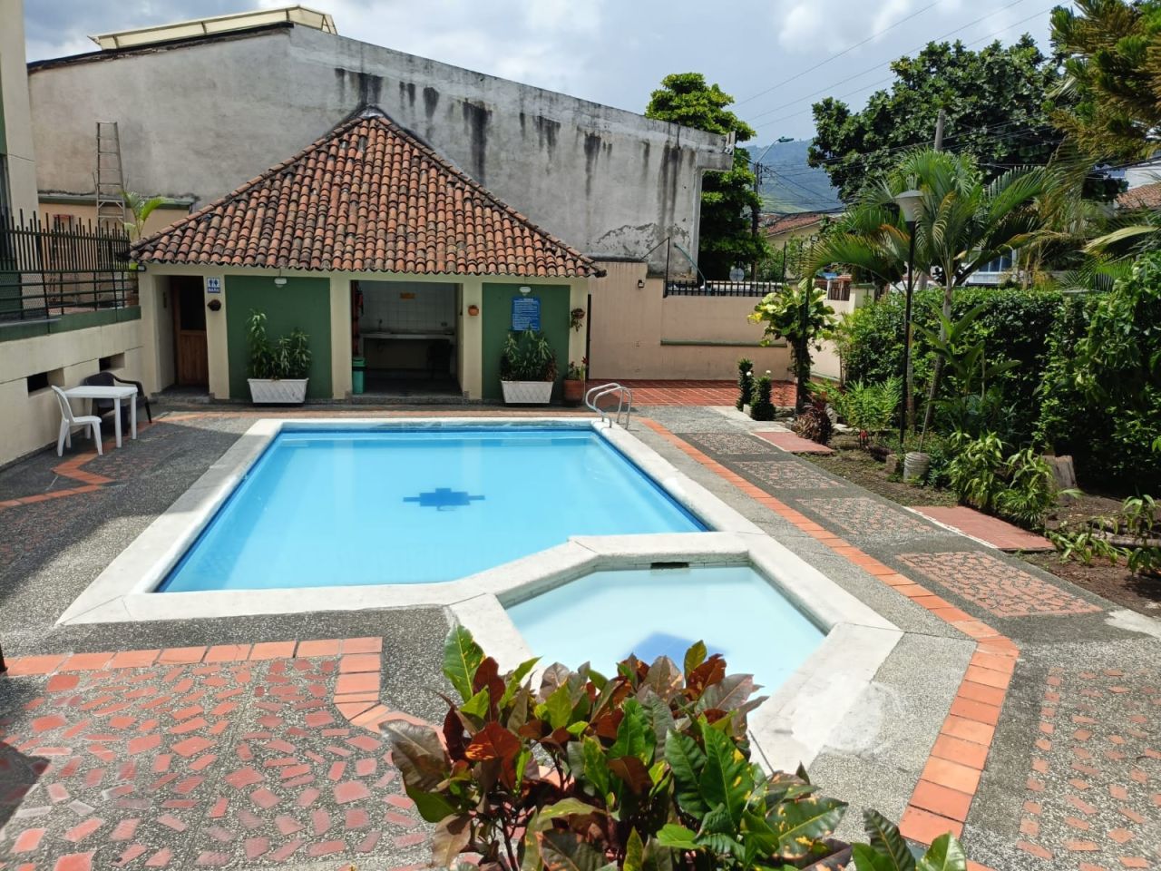 Apartamento en venta Valle Del Cauca Cali San Pedro 90 m2 Habitaciones 3 Baños 3 Garajes 0 Precio $350000000