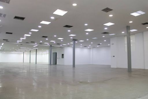 Oficina en arriendo Antioquia Medellín Santa Fe 855 m2 Habitaciones 0 Baños 6 Garajes 0 Precio $34200000