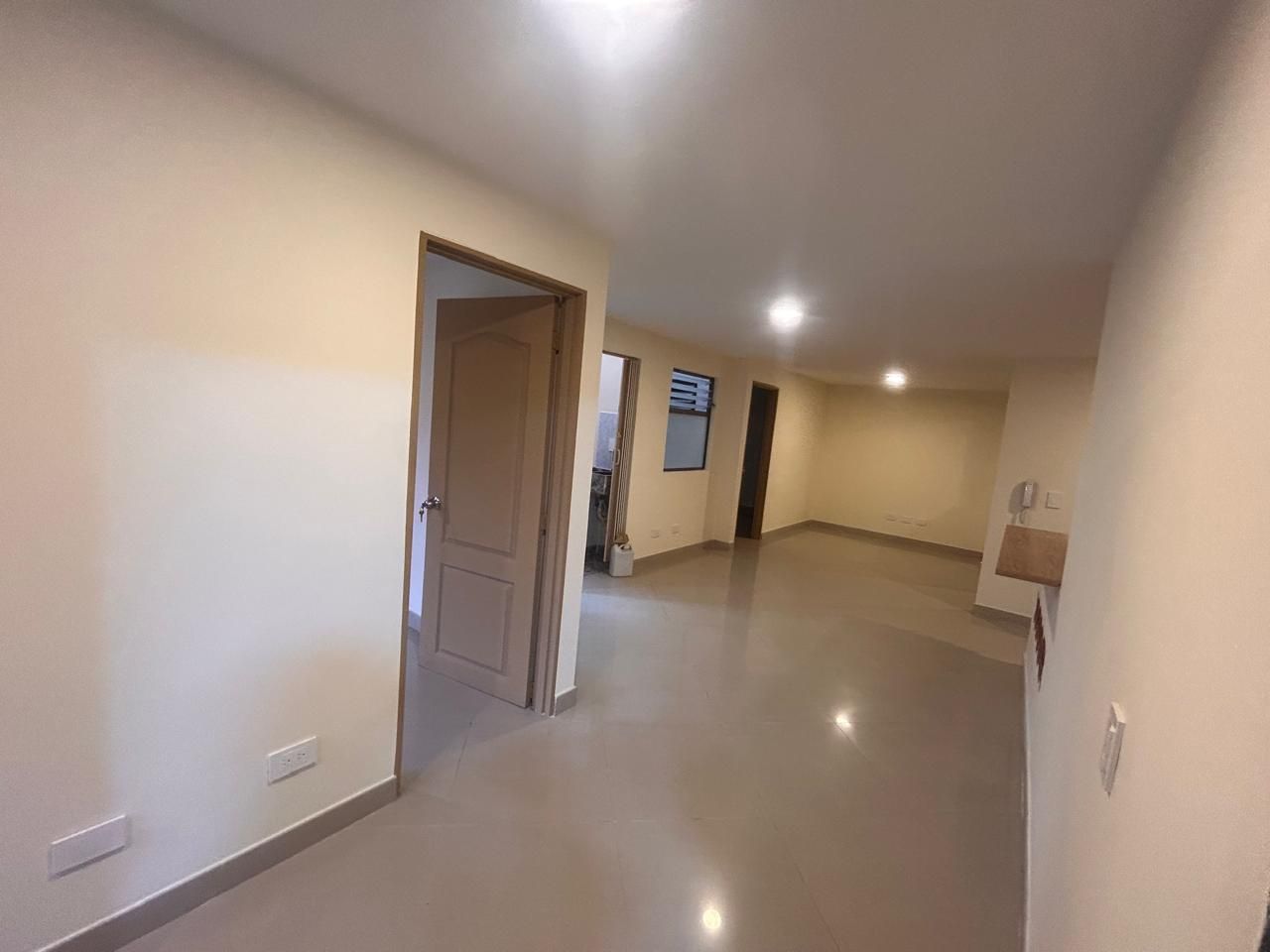 Apartamento en arriendo Antioquia Medellín Campo Valdes No1 70 m2 Habitaciones 3 Baños 1 Garajes 0 Precio $1700000