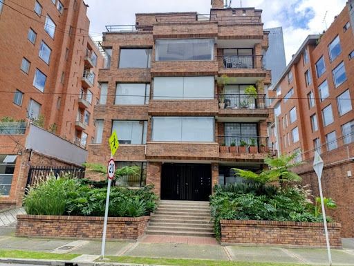 Apartamento en venta Cundinamarca Bogotá Chico Norte Et Iii 330 m2 Habitaciones 5 Baños 4 Garajes 3 Precio $2250000000