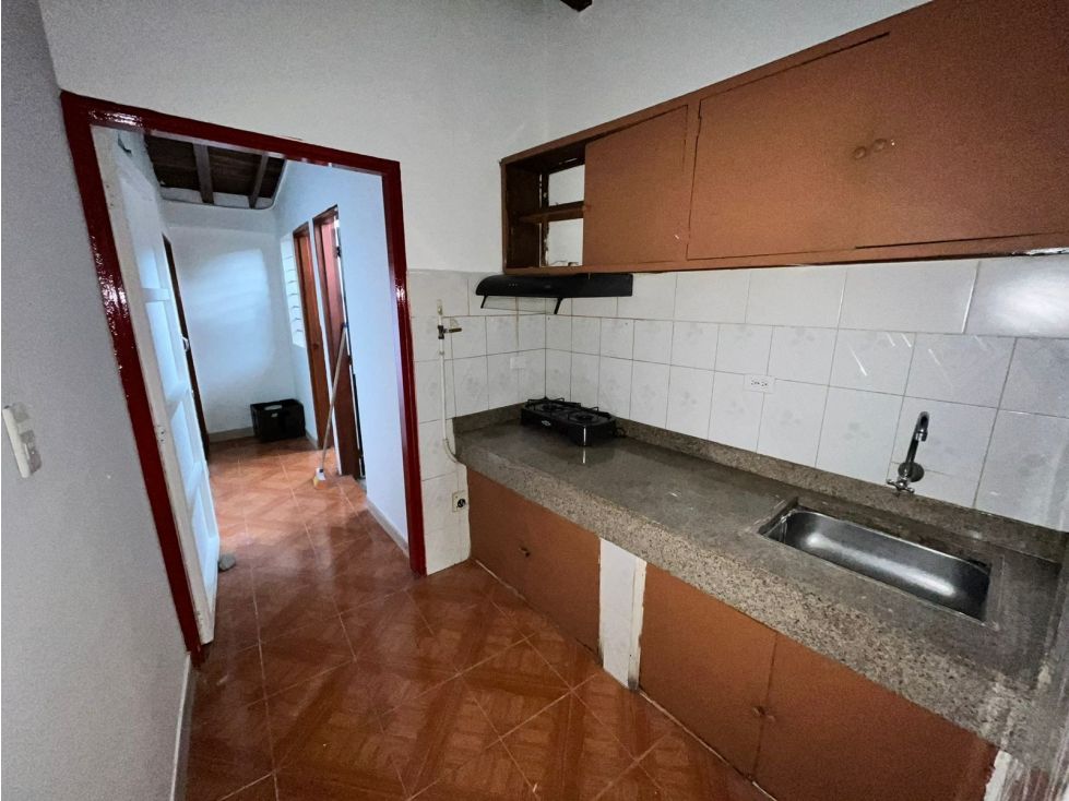 Apartaestudio en arriendo Antioquia Envigado Zona Centro 40 m2 Habitaciones 1 Baños 1 Garajes 0 Precio $1300000