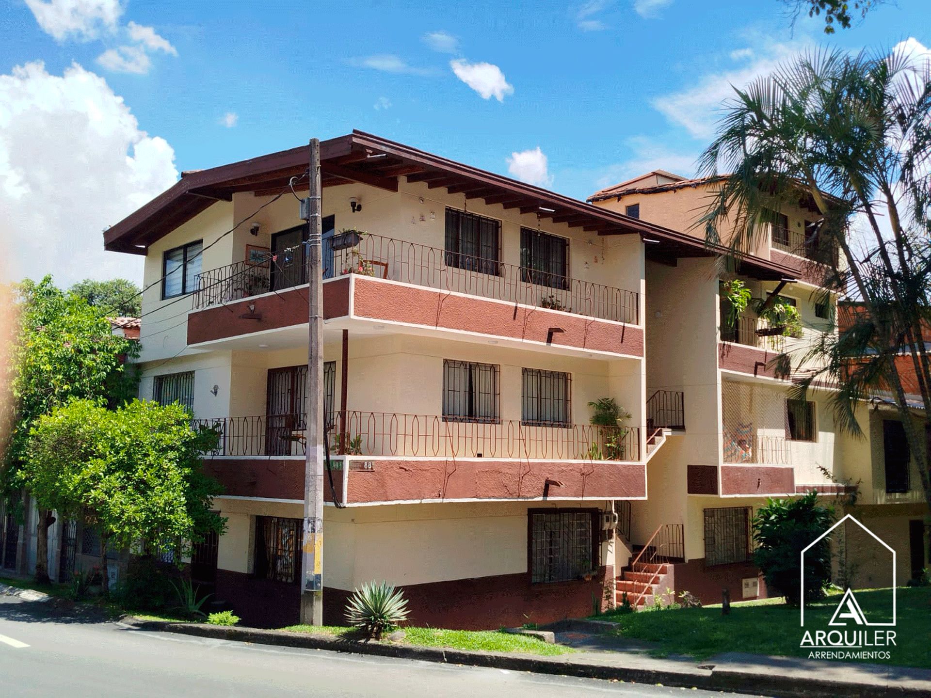 Casa en venta Antioquia Medellín Los Alcazares 106 m2 Habitaciones 4 Baños 3 Garajes 0 Precio $460000000