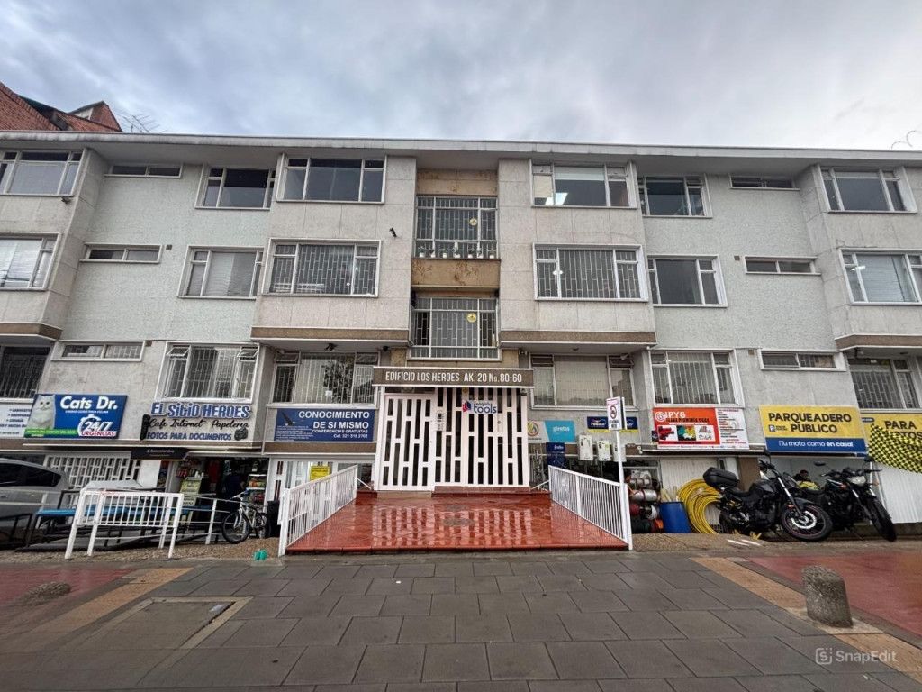 Oficina en arriendo Cundinamarca Bogotá Lago Gaitan 100 m2 Habitaciones 0 Baños 3 Garajes 0 Precio $2740000