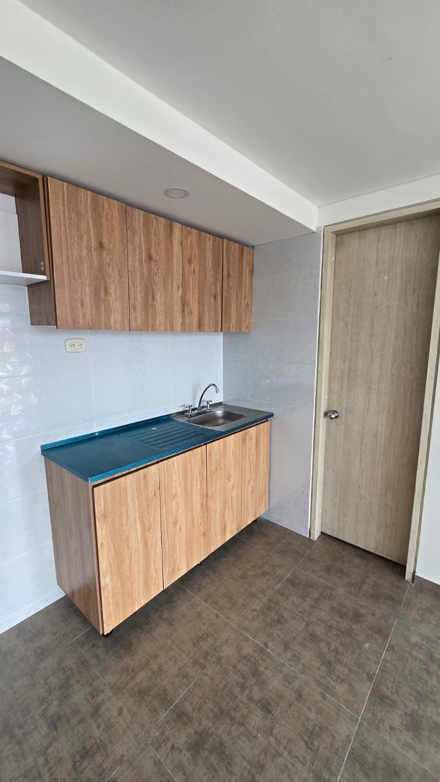 Apartaestudio en arriendo Cundinamarca Bogotá Rincon De Mandalay 42 m2 Habitaciones 1 Baños 1 Garajes 0 Precio $1400000