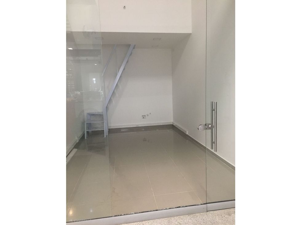 Local en venta Antioquia Medellín Medellín 18 m2 Habitaciones 0 Baños 0 Garajes 0 Precio $400000000