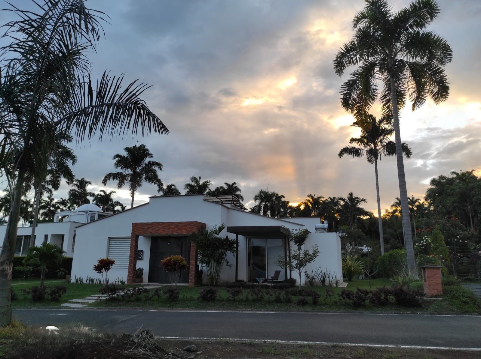 Casa Campestre en arriendo Risaralda Pereira Pereira 410 m2 Habitaciones 3 Baños 4 Garajes 2 Precio $6800000