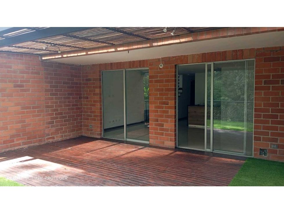 Apartamento en arriendo Antioquia Envigado Zúñiga 120 m2 Habitaciones 3 Baños 4 Garajes 1 Precio $8400000