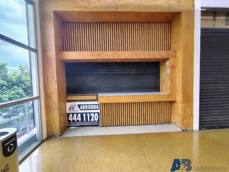 Local en arriendo o venta Antioquia Medellín Perpetuo Socorro 45 m2 Habitaciones 0 Baños 0 Garajes 0 Precio venta $630000000 Precio arriendo $6000000