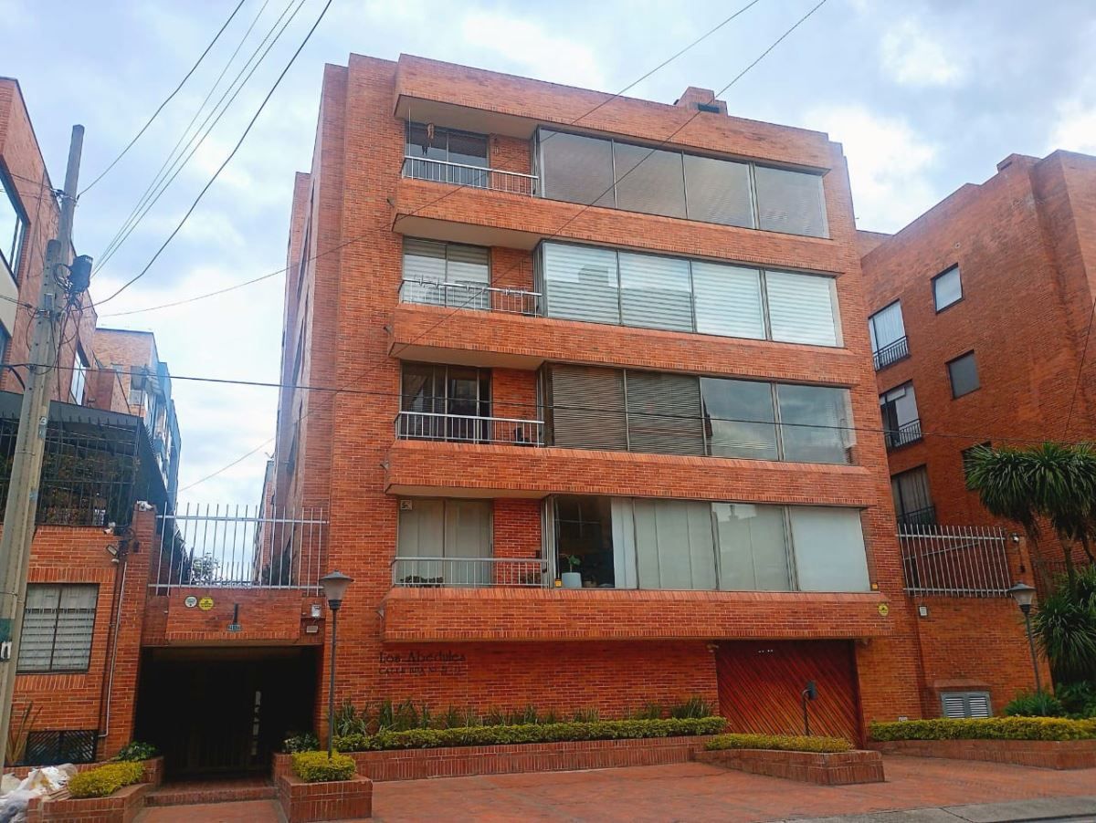 Apartamento en venta Cundinamarca Bogotá Santa Bibiana 180 m2 Habitaciones 3 Baños 2 Garajes 2 Precio $1200000000