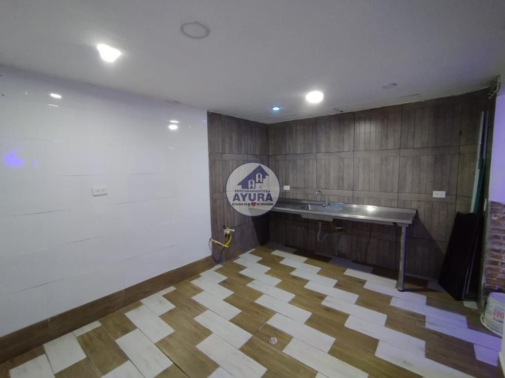 Local en arriendo Antioquia Medellín Villanueva 100 m2 Habitaciones 0 Baños 3 Garajes 0 Precio $5000000