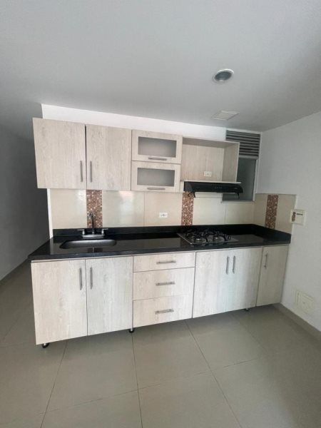 Apartamento en arriendo Antioquia Sabaneta Holanda 75 m2 Habitaciones 3 Baños 2 Garajes 0 Precio $2100000